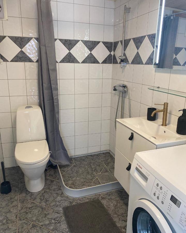 Gardshuset Mitt I Centrala Gaevle エクステリア 写真